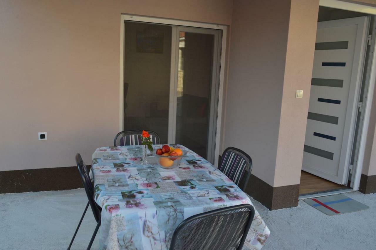 Fourm Apartment Bibinje Exterior photo